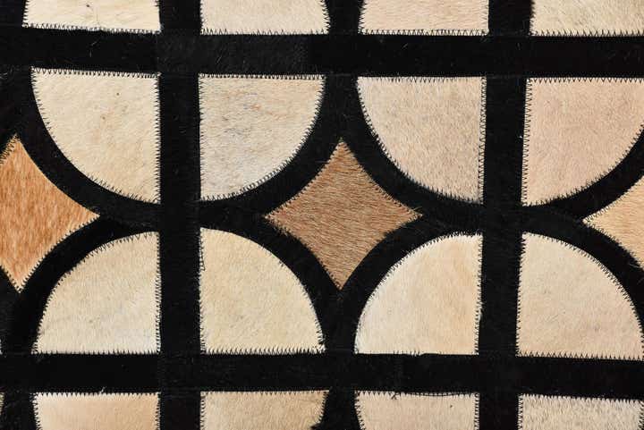 8' 1 x 10' Cowhide Leather Rug