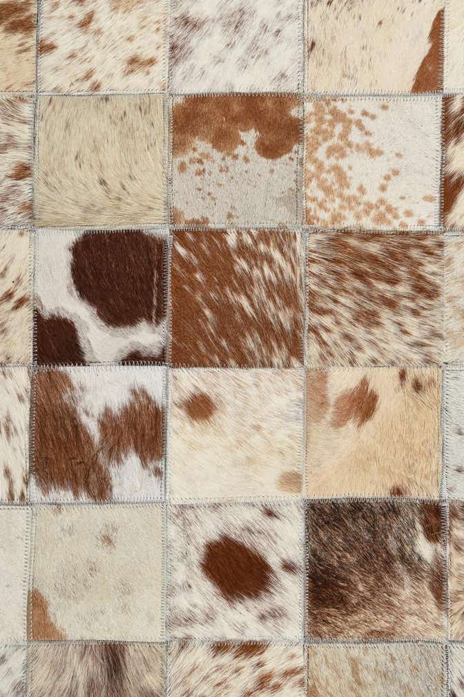 8' 1 x 10' Cowhide Leather Rug