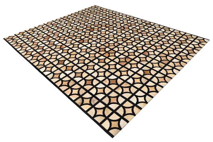 8' 2 x 10' Cowhide Leather Rug