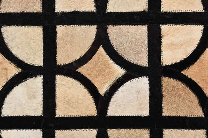 8' 2 x 10' Cowhide Leather Rug