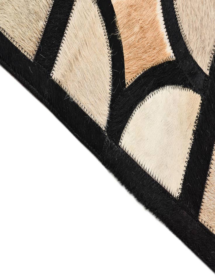 Detail image of 8' 2 x 10' 1 Cowhide Leather Rug
