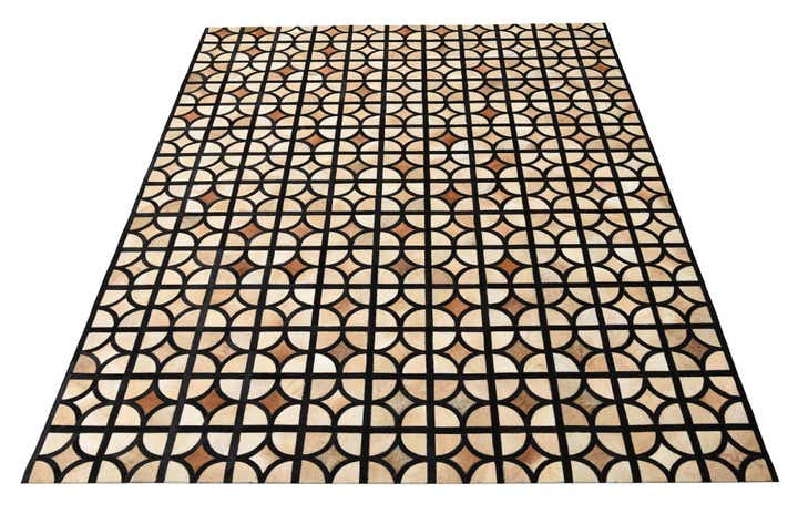 8' 1 x 10' Cowhide Leather Rug