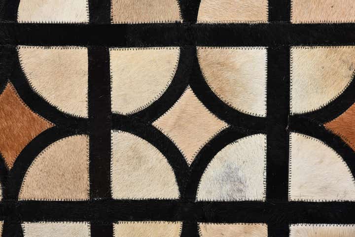 8' 1 x 10' Cowhide Leather Rug