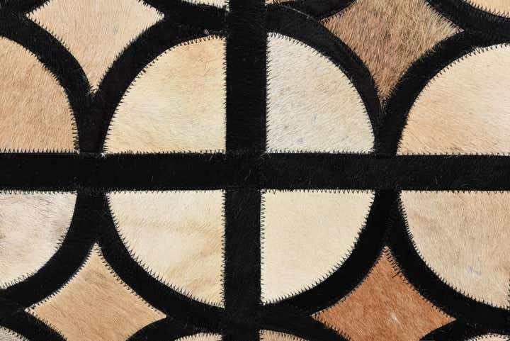 8' 1 x 10' Cowhide Leather Rug
