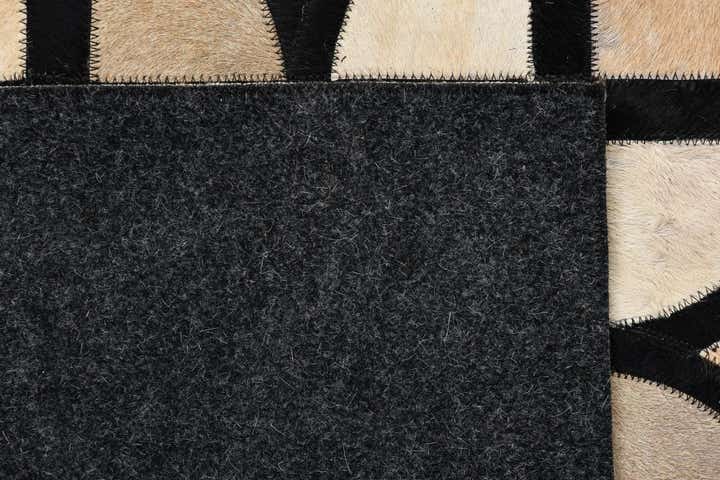 8' 1 x 10' Cowhide Leather Rug