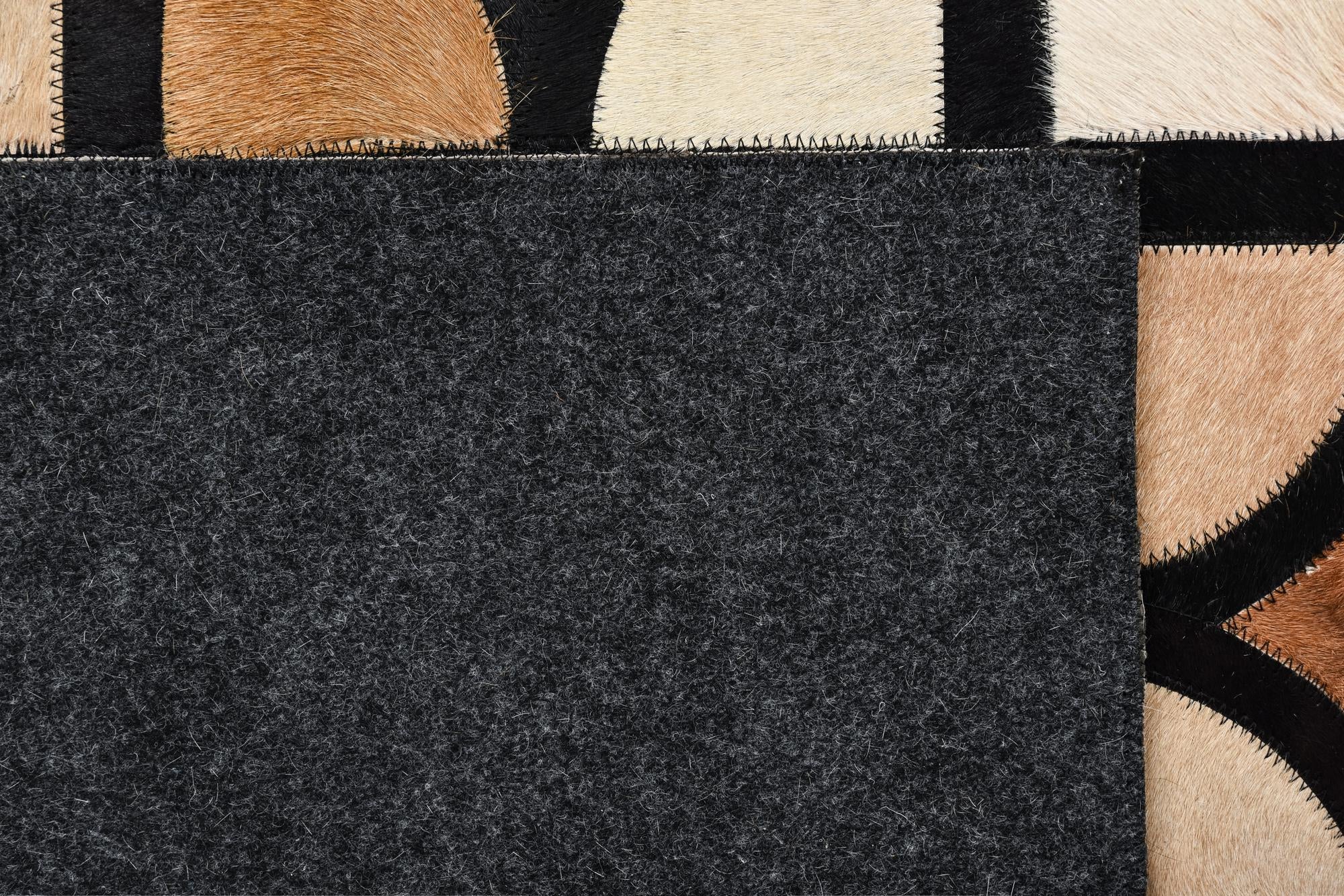 8' 2 x 10' Cowhide Leather Rug