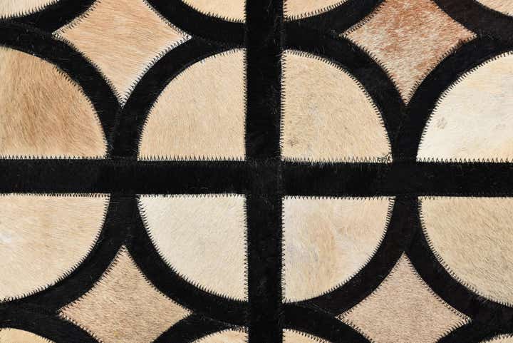8' 1 x 10' Cowhide Leather Rug