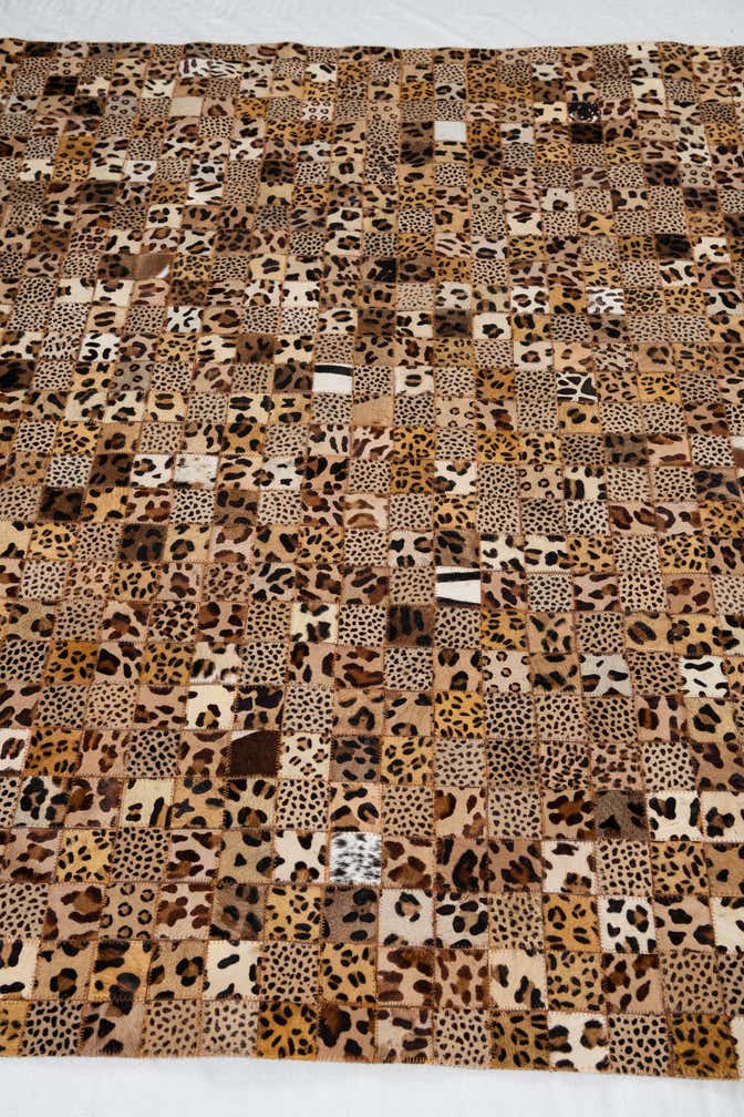 5' 1 x 8' Cowhide Leather Rug