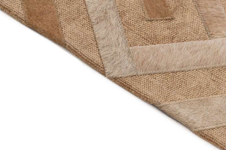 4' x 6' Cowhide Leather Rug