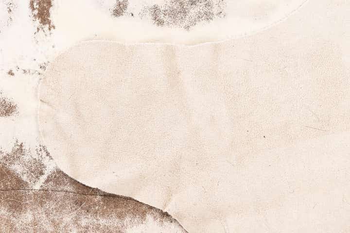 5' 11 x 6' 10 Cowhide Leather Rug