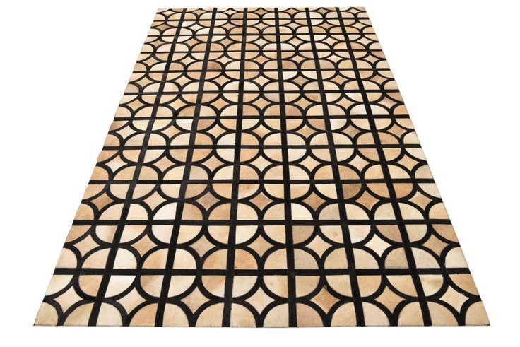 Detail image of 5' x 7' 9 Cowhide Rug