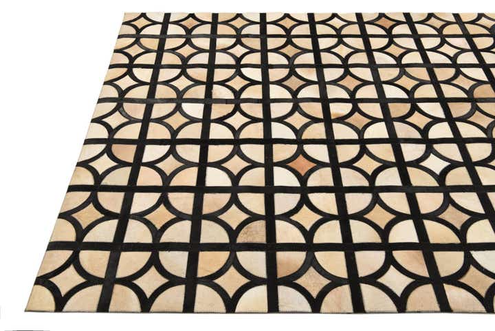 5' x 8' Cowhide Rug