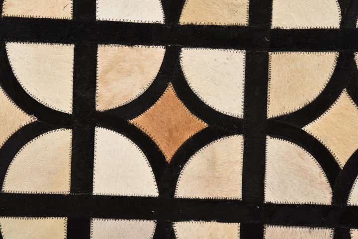 5' x 8' Cowhide Rug