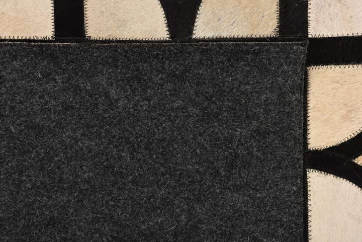 5' x 8' Cowhide Rug