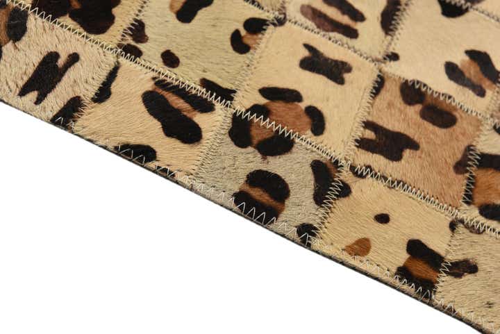 5' 3 x 7' 6 Cowhide Rug