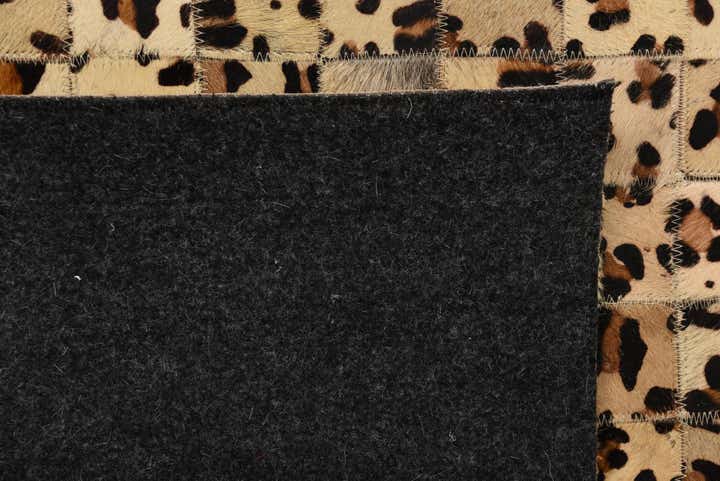 5' 3 x 7' 6 Cowhide Rug