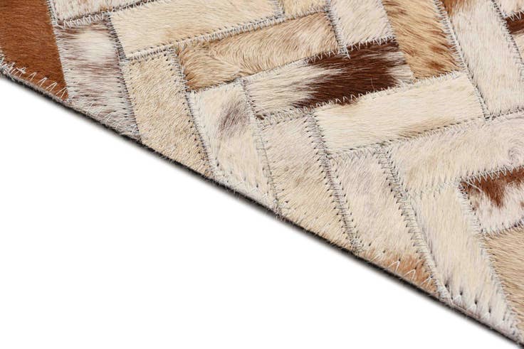 Detail image of 5' x 7' 10 Cowhide Rug