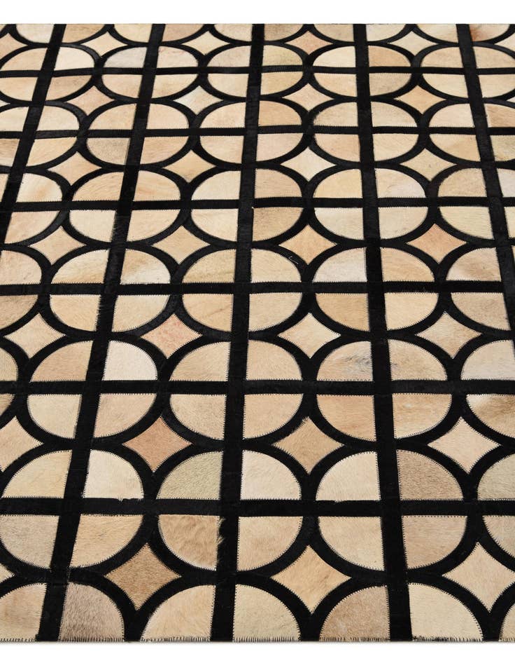 Detail image of 5' x 7' 10 Cowhide Rug