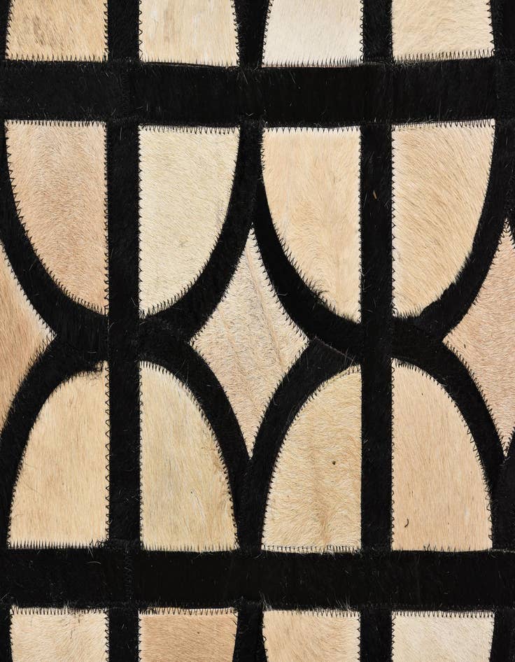 Detail image of 5' x 7' 9 Cowhide Rug