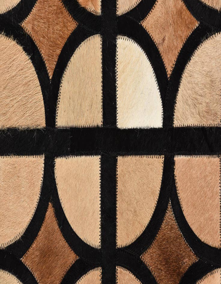 Detail image of 5' x 7' 10 Cowhide Rug