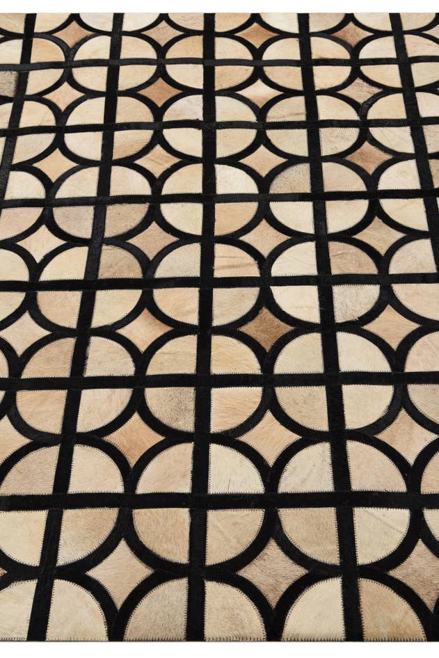 Detail image of 5' x 7' 10 Cowhide Rug