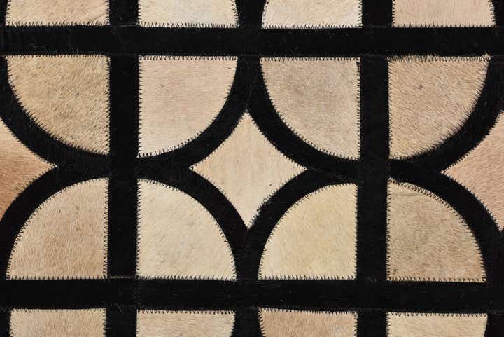 5' x 7' 10 Cowhide Rug