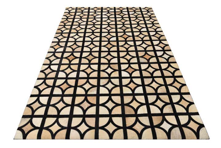 5' x 7' 10 Cowhide Rug