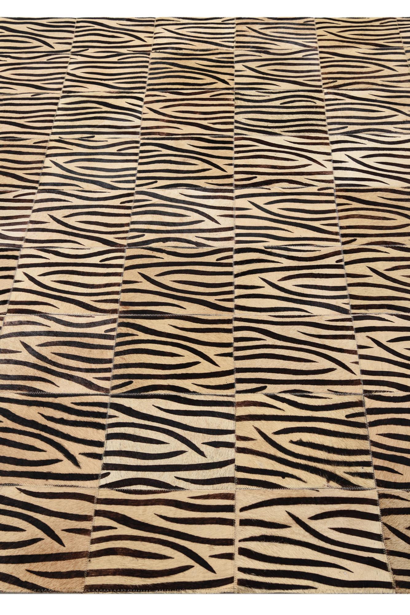 5' 6 x 7' 9 Cowhide Rug