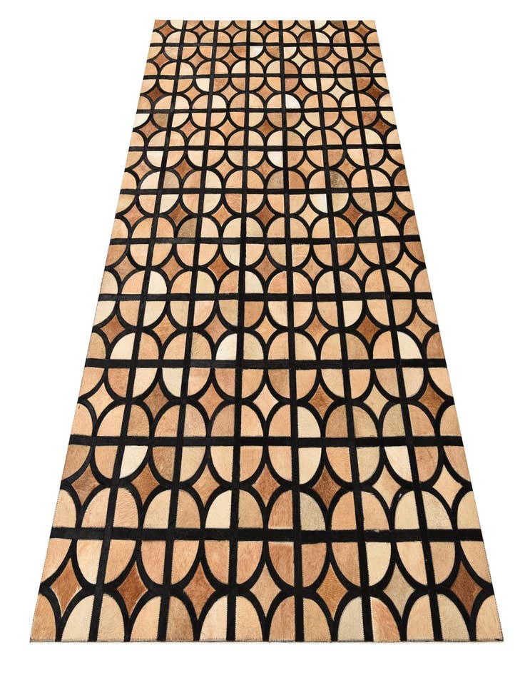 Detail image of 5' x 7' 10 Cowhide Rug