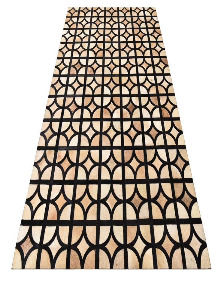 Detail image of 5' x 7' 10 Cowhide Rug