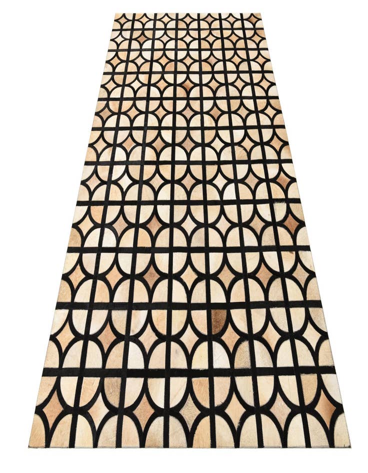 Detail image of 5' x 7' 10 Cowhide Rug