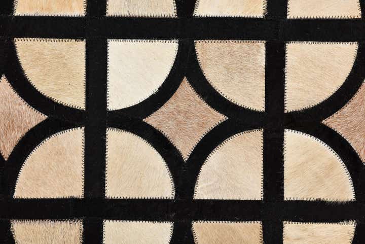 5' x 7' 10 Cowhide Rug