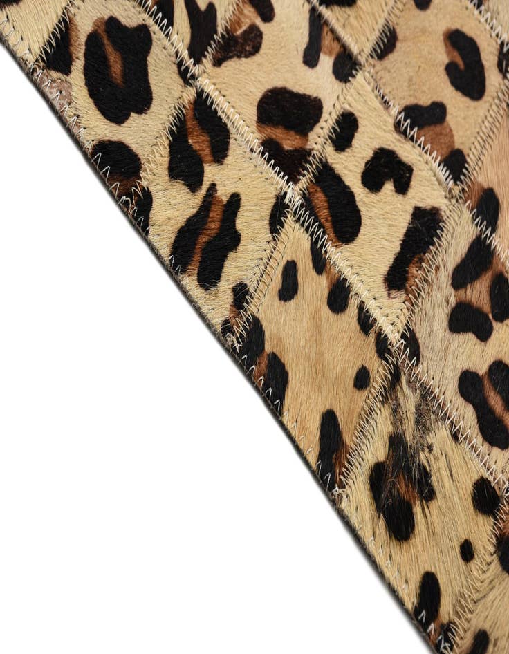 Detail image of 5' 3 x 7' 10 Cowhide Rug