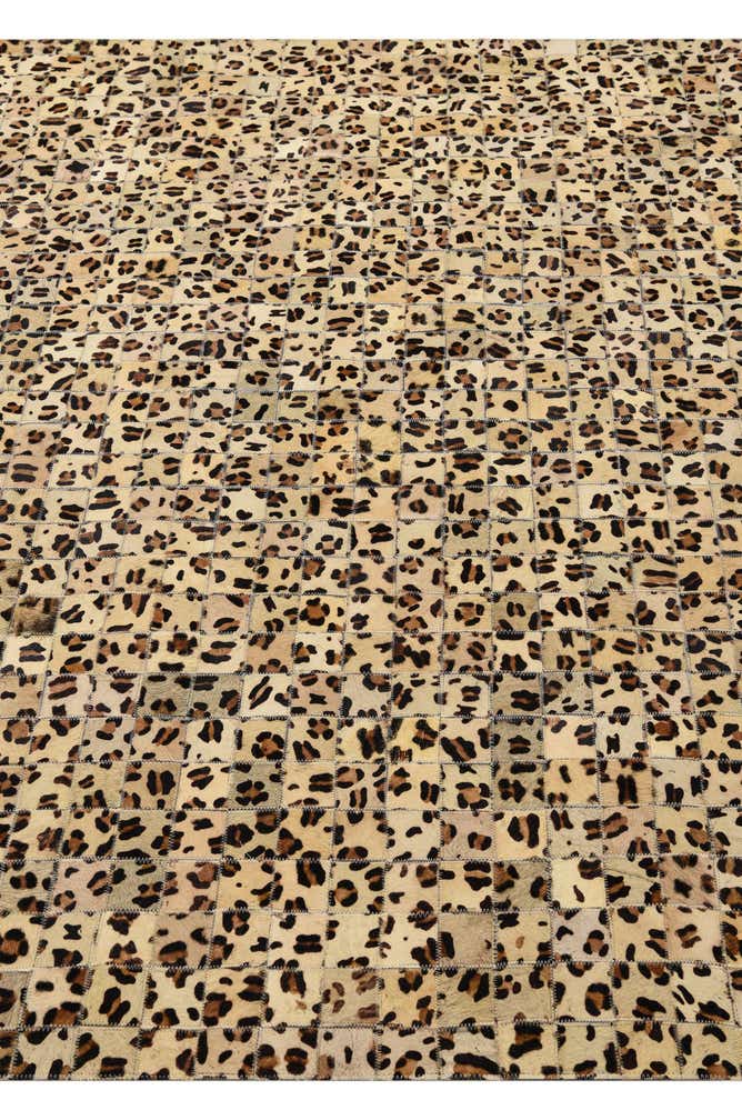5' 3 x 7' 6 Cowhide Rug