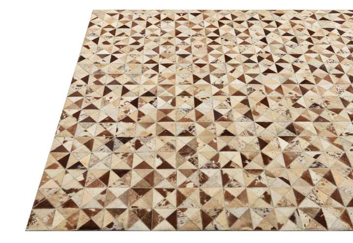 5' 4 x 7' 7 Cowhide Rug