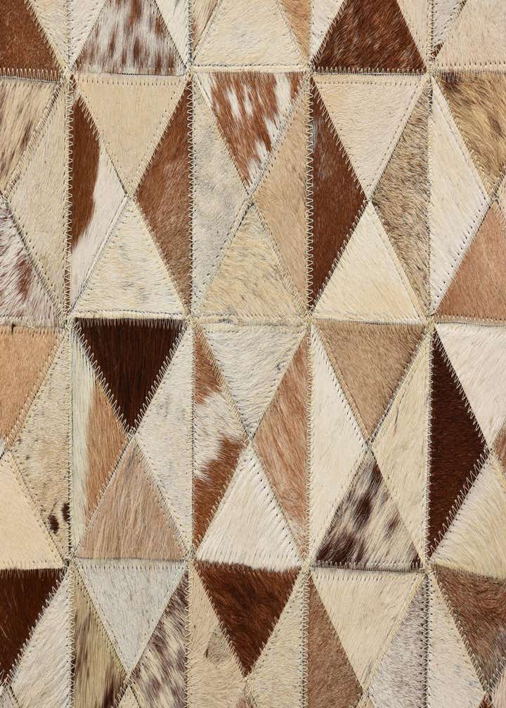 5' 4 x 7' 7 Cowhide Rug