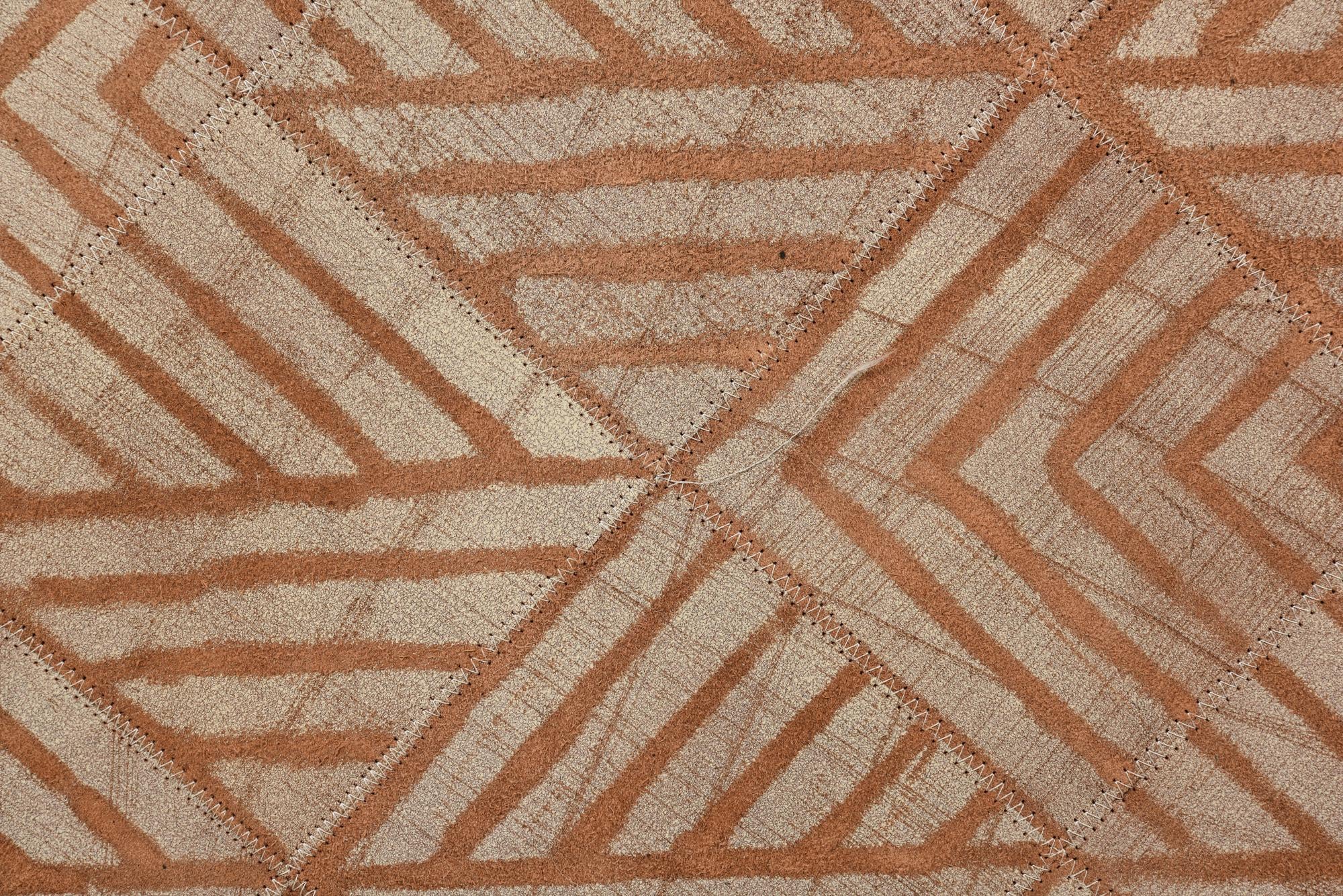 4' 10 x 8' Cowhide Rug