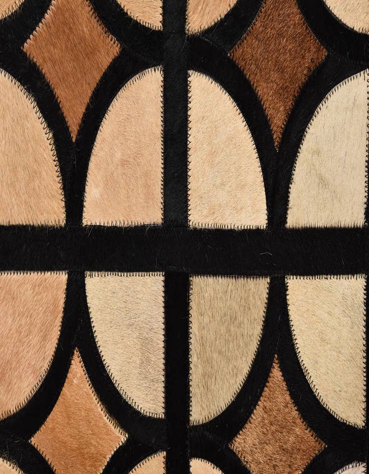 Detail image of 5' x 7' 9 Cowhide Rug