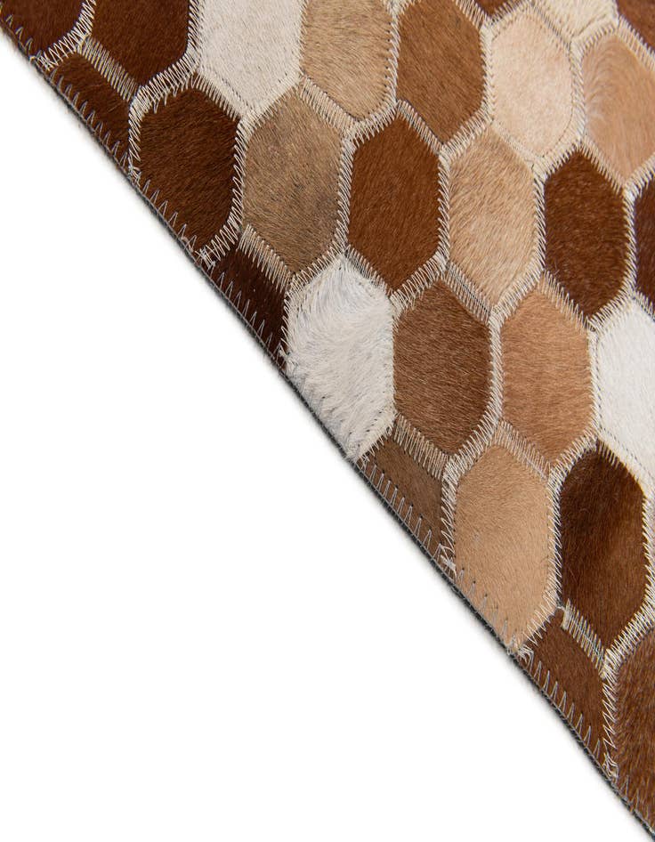 Detail image of 7' 9 x 9' 8 Cowhide Stocks Rug