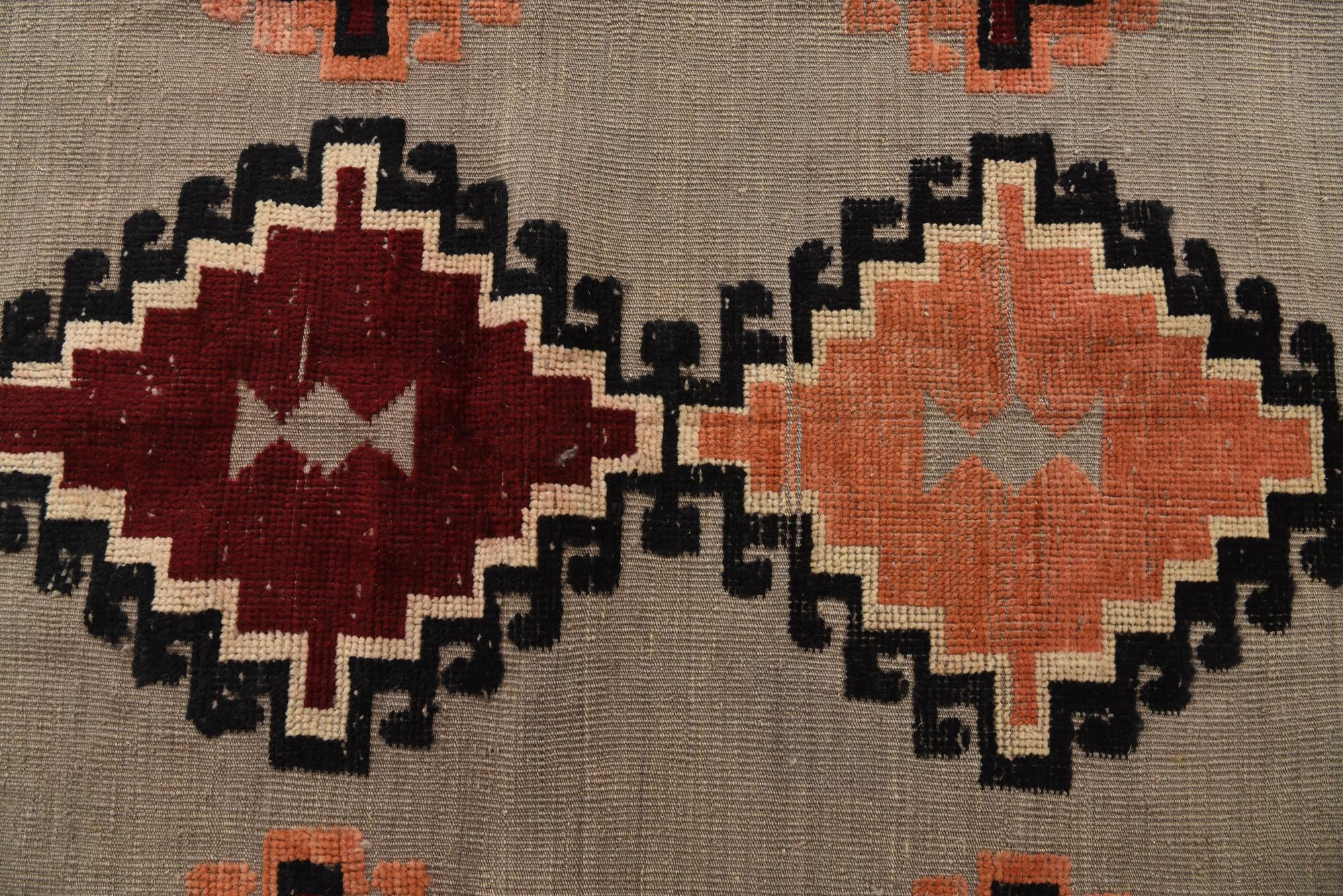 8' x 10' Hand Knotted Darya Wool Rug