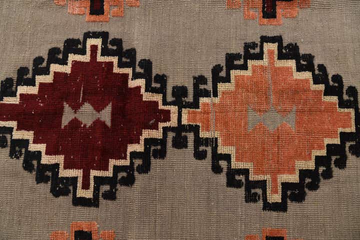 8' x 10' Hand Knotted Darya Wool Rug