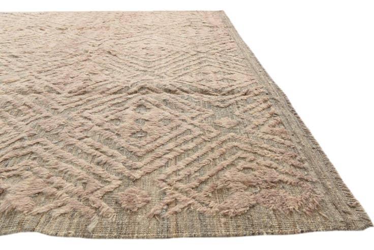 Detail image of 8' x 10' 4 Hand Knotted Darya Wool Rug