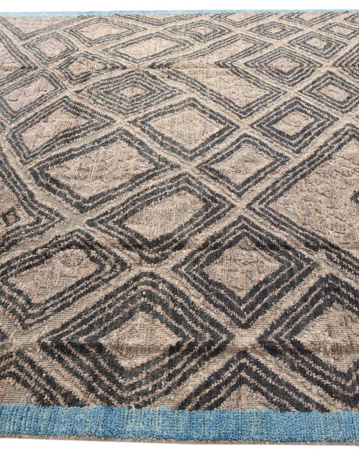 Detail image of 8' 1 x 9' 9  Hand Knotted Darya Wool Rug