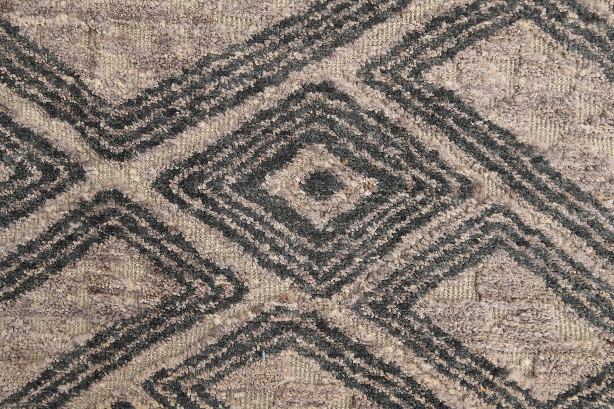 8' 1 x 9' 9 Hand Knotted Darya Wool Rug