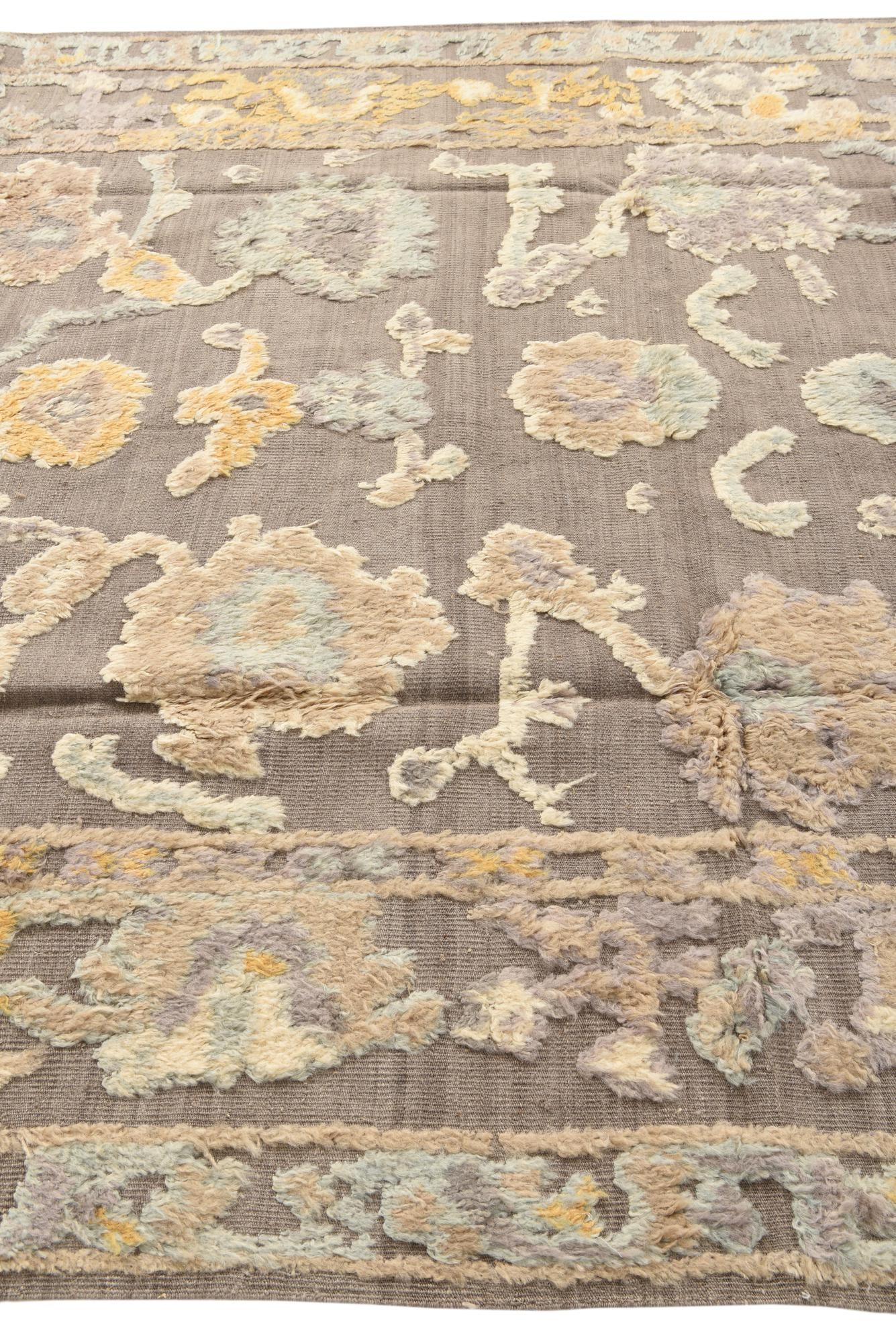 8' 2 x 10' 2 Hand Knotted Darya Wool Rug