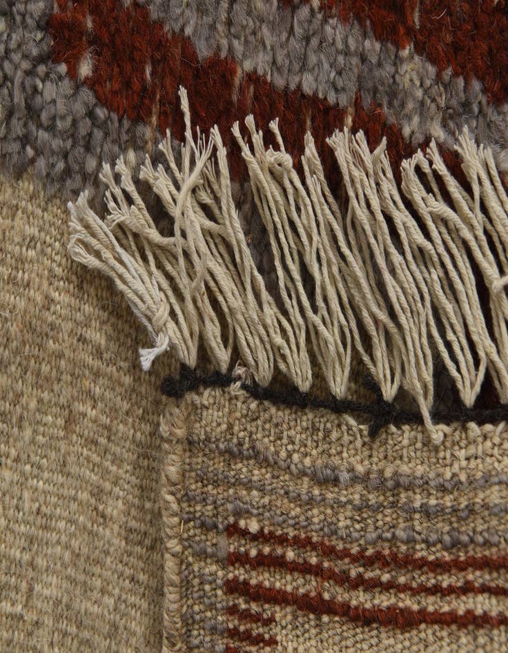 Detail image of 5' 10 x 9' 7  Hand Knotted Darya Wool Rug