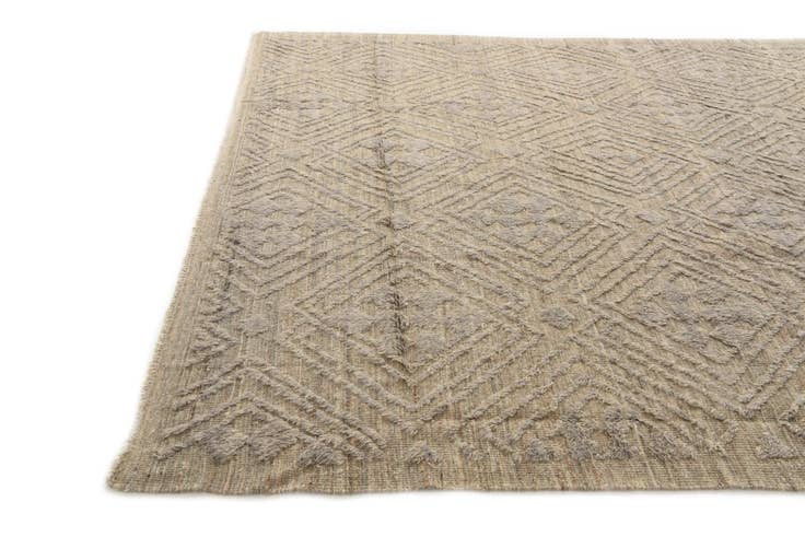 Detail image of 9' 1 x 12' 3 Hand Knotted Darya Wool Rug