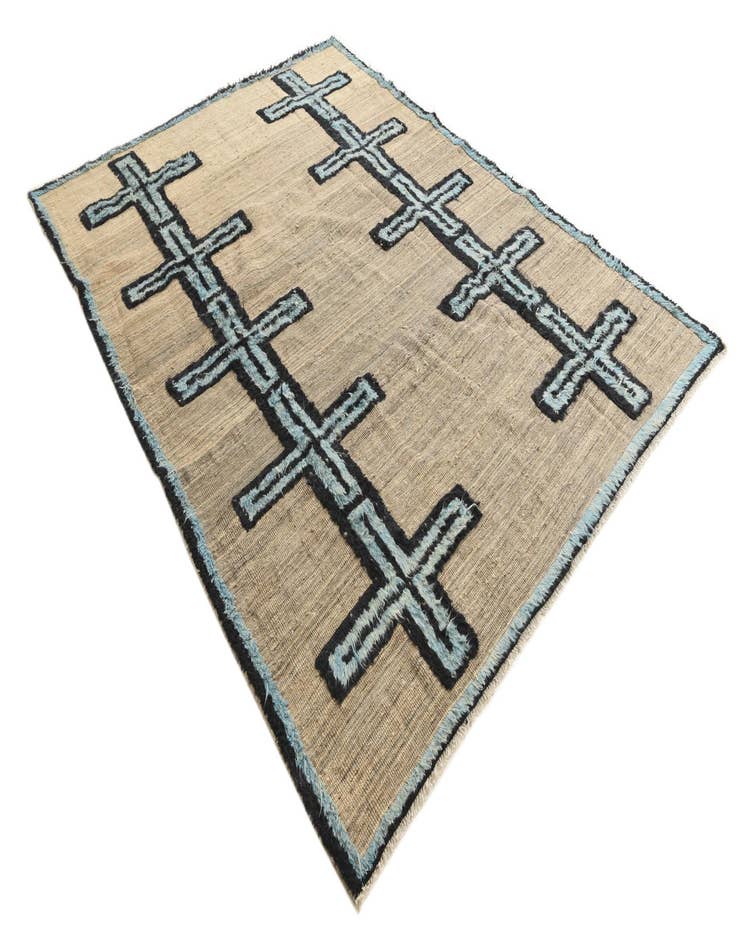 Detail image of 7' 9 x 10' 3 Hand Knotted Darya Wool Rug