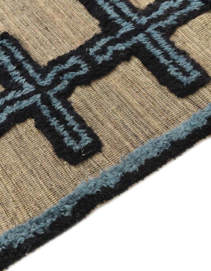 Detail image of 4' 10 x 7' 1  Hand Knotted Darya Wool Rug