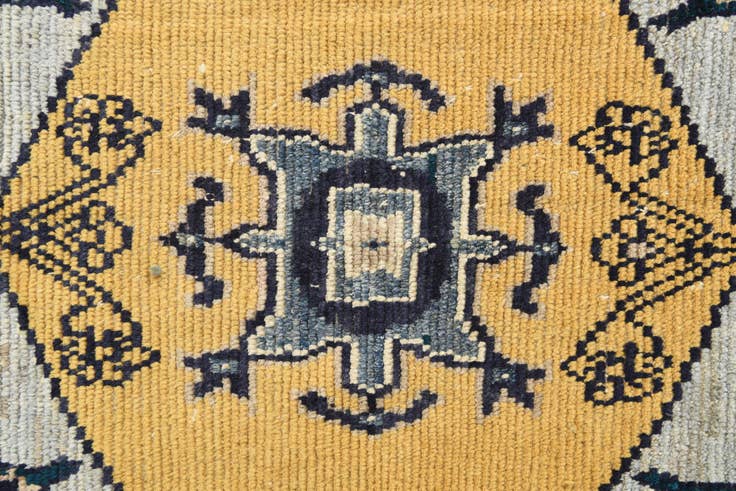 Detail image of 9' 4 x 12' 5 Hand Knotted Darya Wool Rug